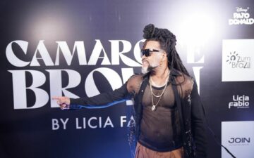 Brown marca presença no seu camarote