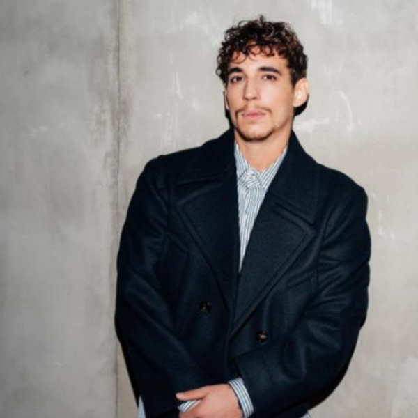 Ator que fez Rio em 'La Casa de Papel' sofre acidente grave e mostra fotos