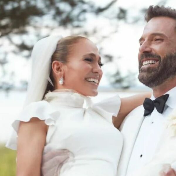 Jennifer Lopez e Ben Affleck iniciam processo de divórcio