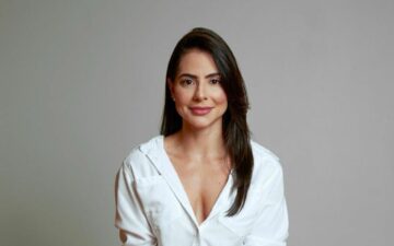 Aos 41, Ligia Vargas estreia na TV e grava programa de eventos do RJ