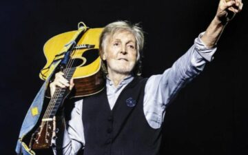 Paul McCartney faz show em SP nesta terça-feira (15)