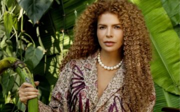 Vanessa da Mata expõe dificuldades na construção de sua identidade racial