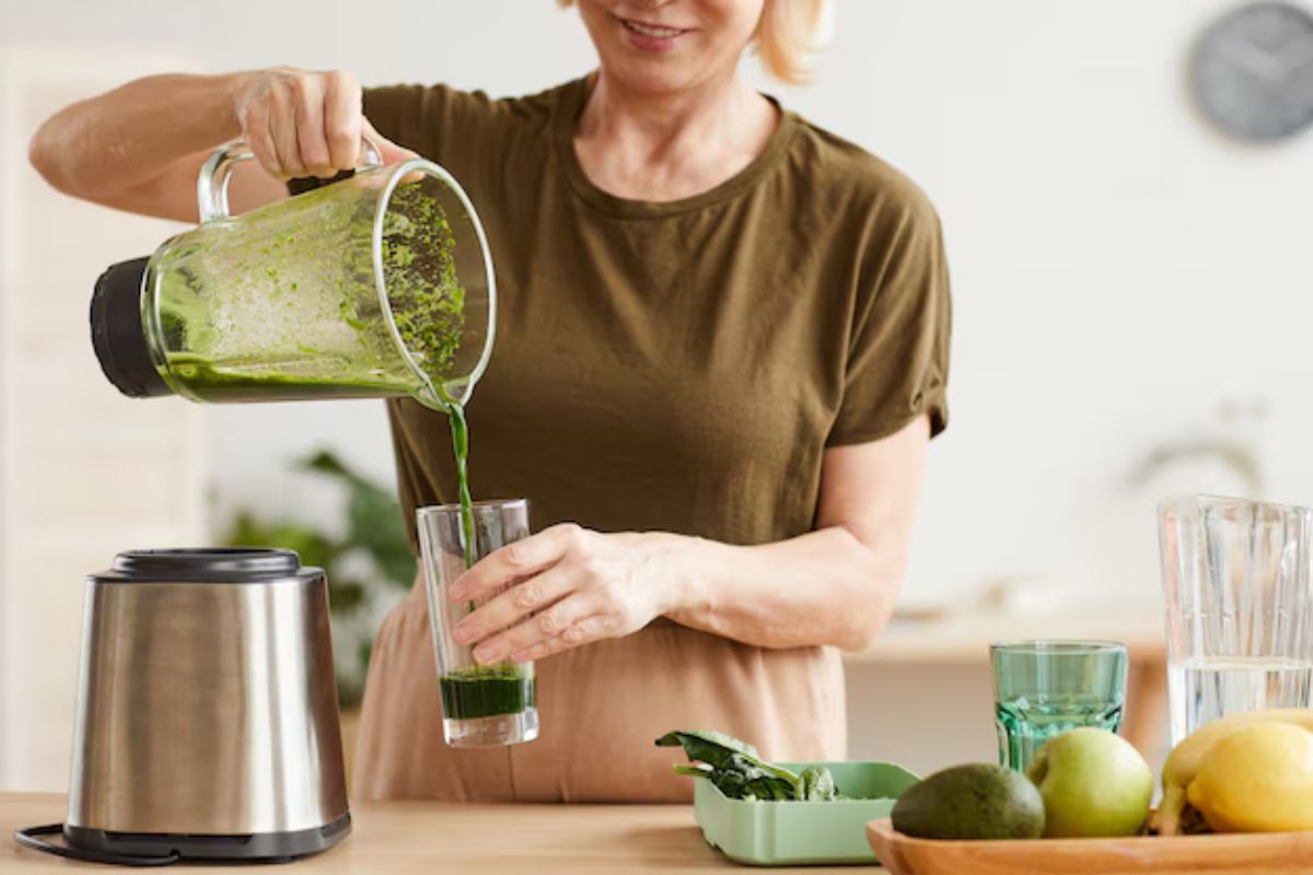 Descubra o suco que fortalece o colágeno e deixa a pele mais radiante