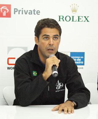 O tempo fechou, literalmente, aqui no Athina Onassis International Horse Show, onde Glamurama já está devidamente instalado em seu QG. É que devido à chuva, as provas desta sexta-feira foram canceladas.