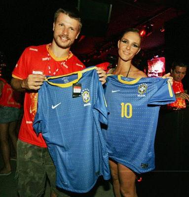 Lembra que contamos nesse domingo que A Nike fez uma campanha para dar sorte para a Seleção Brasileira de futebol?