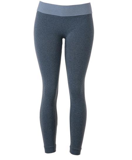 A Track & Field acaba de lançar a linha Fitness Skin Listras, recheada de peças confeccionadas em poliamida e elastano, superconfortáveis.