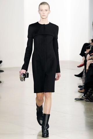 Segundo coordenadas de um plano de expansão, a marca Jil Sander anuncia o lançamento de uma linha mais barata.