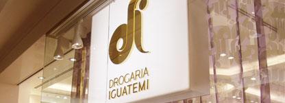 A charmosa Drogaria Iguatemi reabriu hoje mais sofisticada do que nunca.