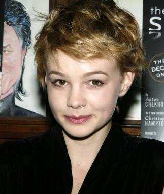 The October Vogue’s issue has a cover confirmation: Carey Mulligan, nominated to the Oscars for An Education.
