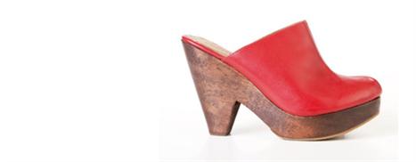 A Corello apostou em um time de blogueiras superantenadas para estampar o novo catálogo de primavera verão 2010/2011 da marca.