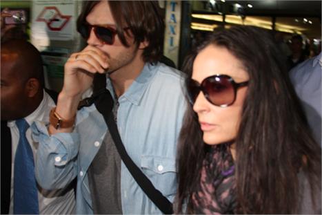 O @aplusk e a @mrskutcher saíram da festa da Colcci e foram para a casa de @biantony. Vem saber pra que!