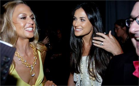 Demi Moore trocou a stylist Rachel Zoe, pelo assistente dela, Brad Goreski, e tá causando a maior polêmica…